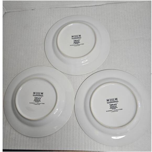 Sakura Debbie Mumm "Sledding Characters" stoneware 8.25" salad dessert lunch - Picture 7 of 9